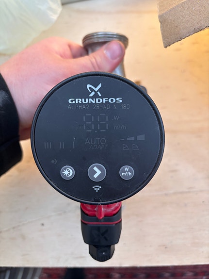 Product image 1 of 2