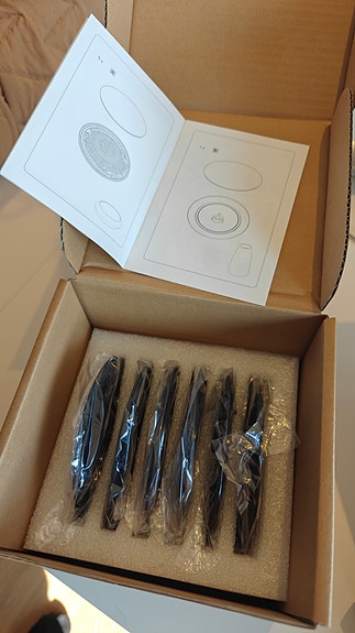 Product image 2 of 9