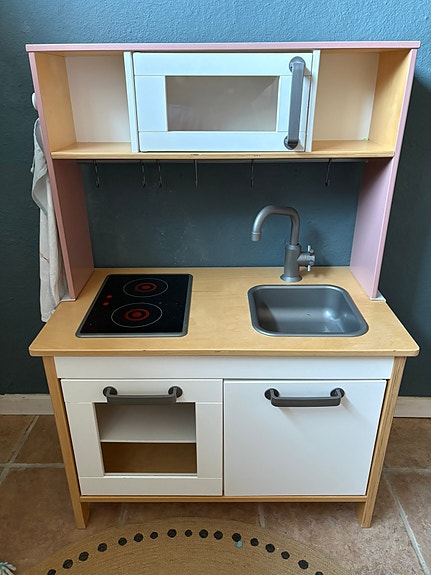 Product image 1 of 8