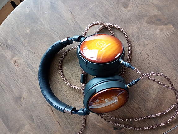 Product image 1 of 4