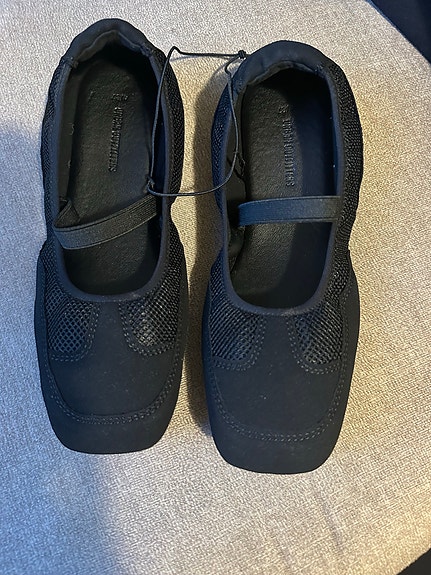 Product image 1 of 8