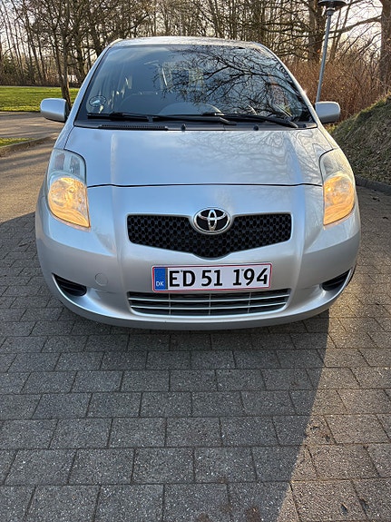 Toyota Yaris til salg hos Nabilli