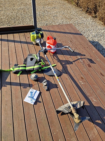 Product image 1 of 9