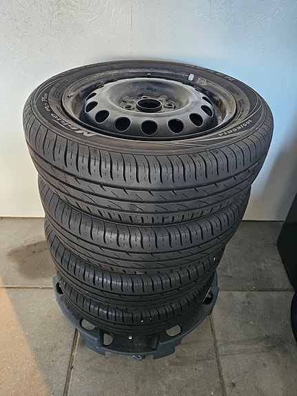 Product image 1 of 4