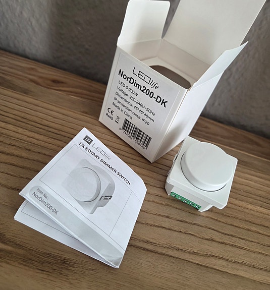 Product image 1 of 4