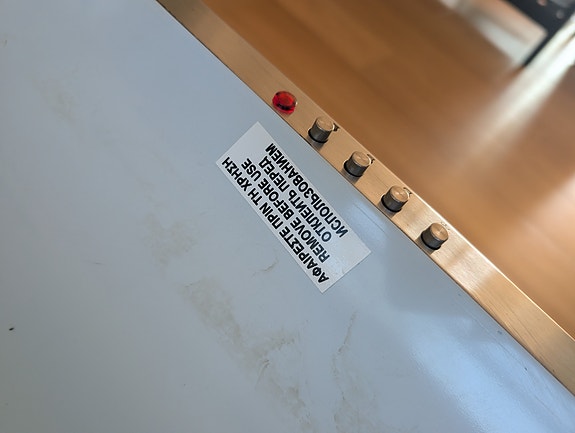 Product image 9 of 10