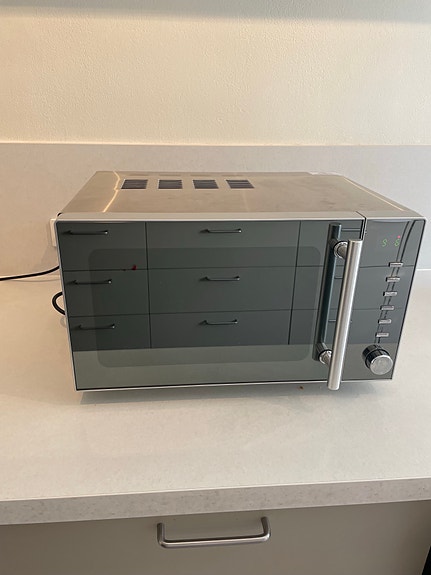 Product image 1 of 2