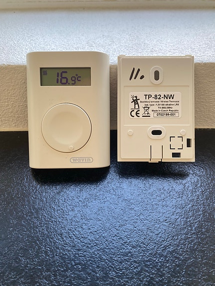 Product image 1 of 2