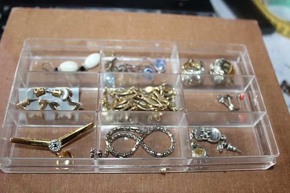 Product image 1 of 2