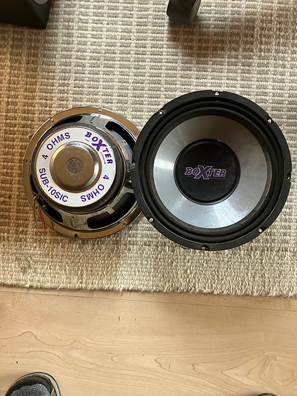 Product image 1 of 4