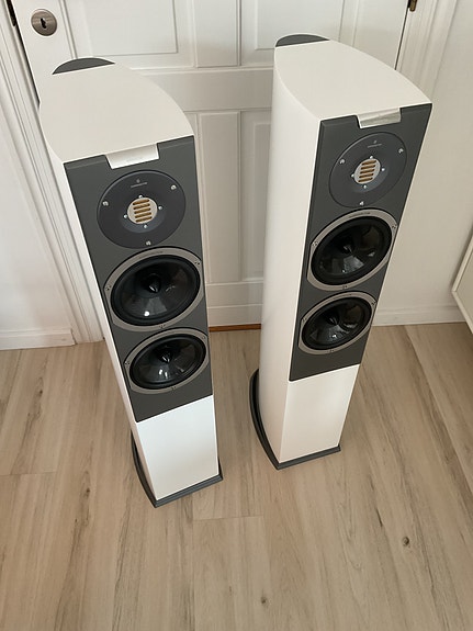 Product image 1 of 5