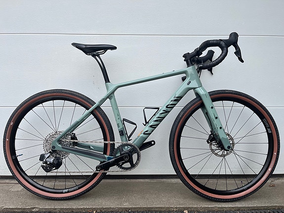 Product image 1 of 7