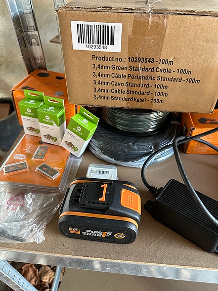 Product image 1 of 3