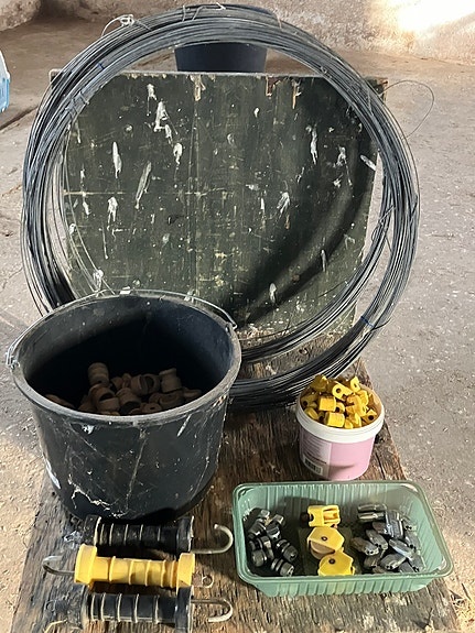 Product image 1 of 5