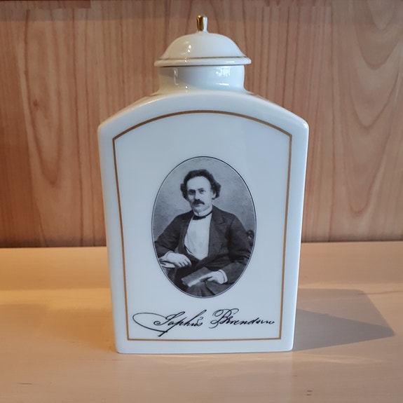 Product image 1 of 3