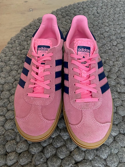 Product image 1 of 8