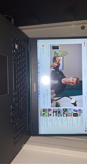 Product image 1 of 8