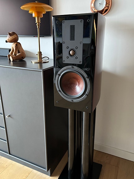 Product image 1 of 5