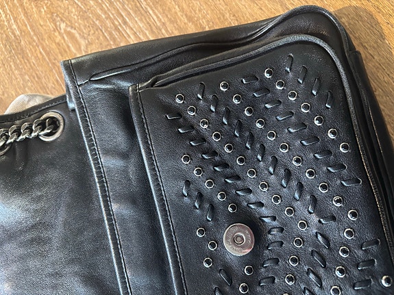 Product image 15 of 16