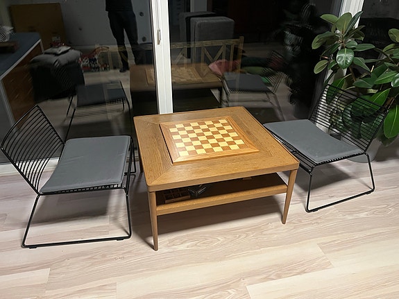 Product image 1 of 2