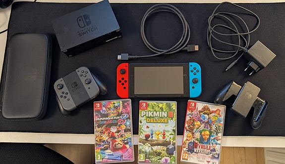 Product image 1 of 3