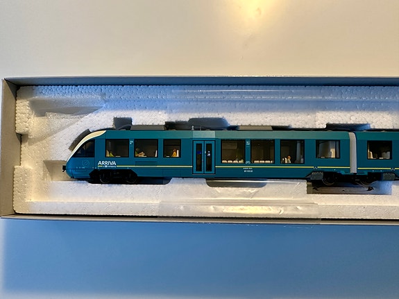 Product image 8 of 9