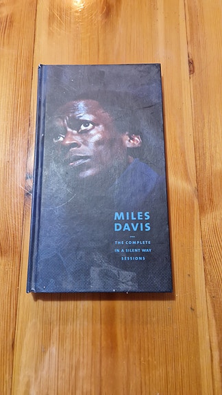 Product image 1 of 9