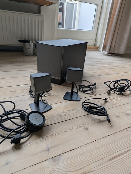 Product image 1 of 5