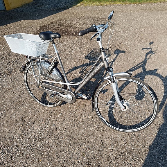 Product image 1 of 9