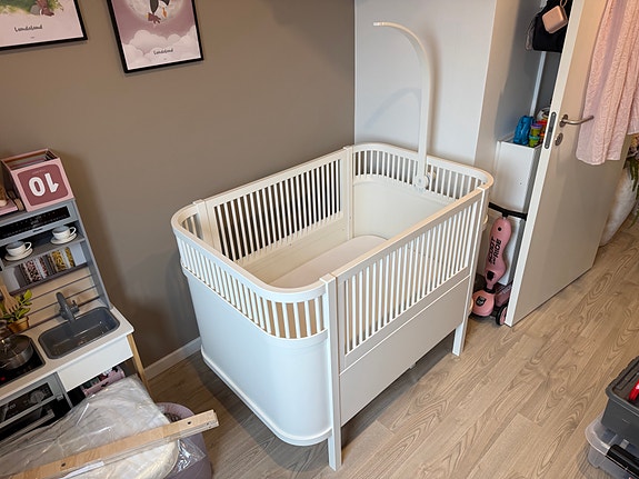 Product image 1 of 7