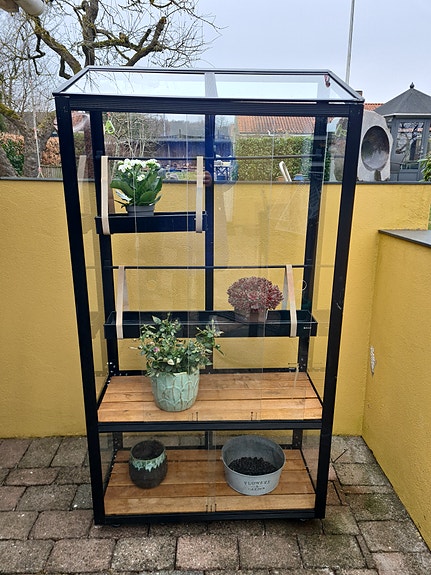 Product image 1 of 10