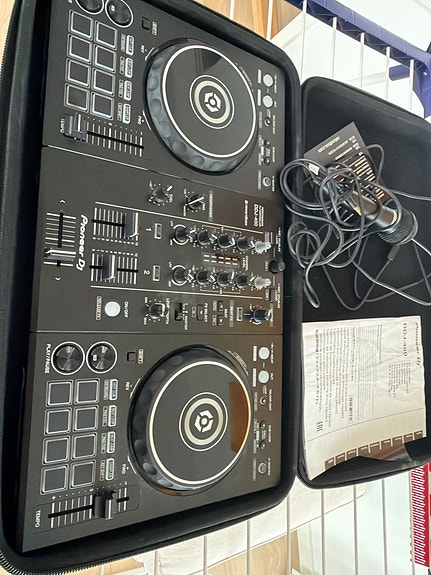 Product image 3 of 4