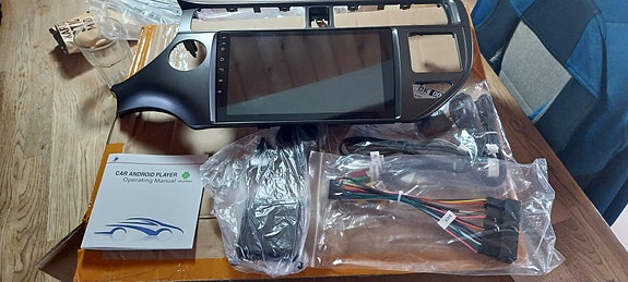 Product image 1 of 4