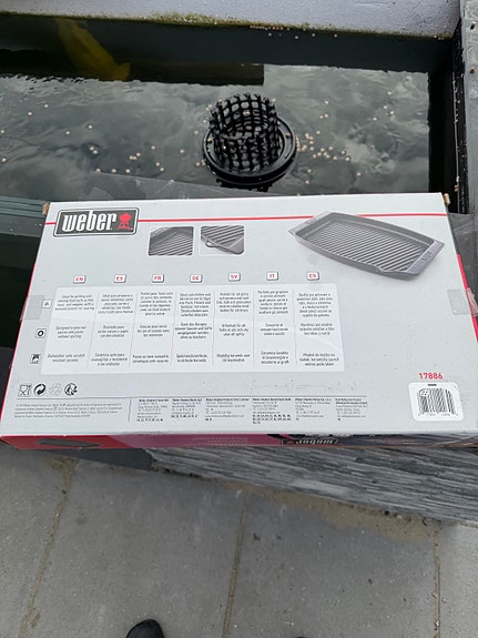 Product image 1 of 2