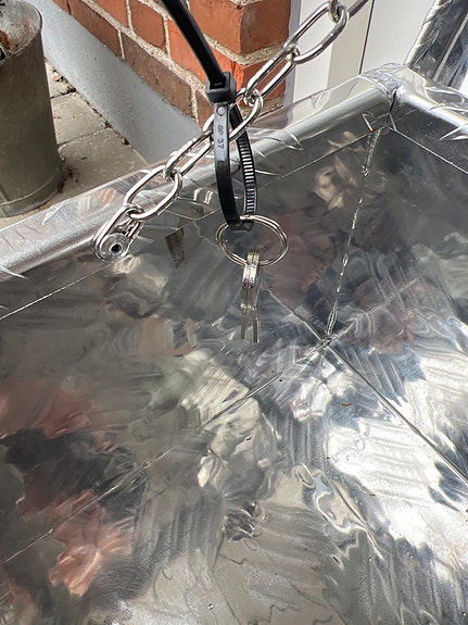 Product image 8 of 9