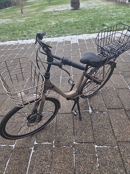 Product image 1 of 10