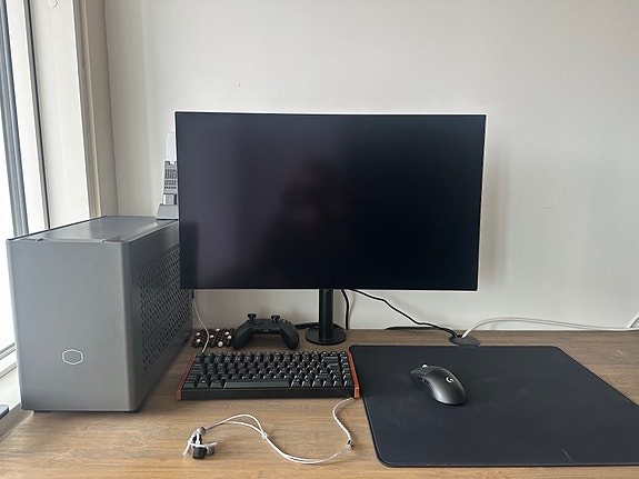 Product image 1 of 4