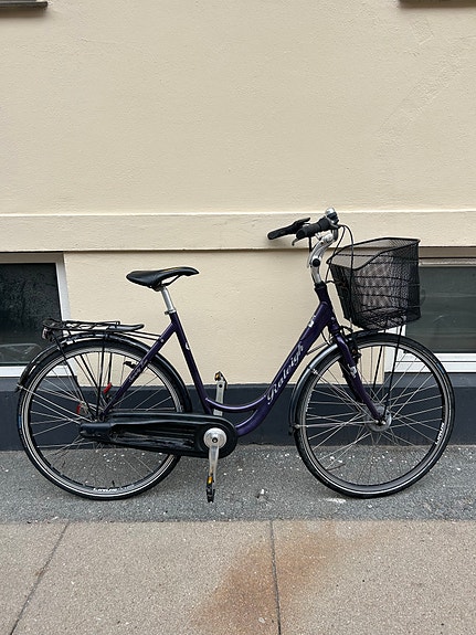 Product image 1 of 9