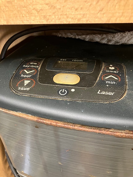 Product image 1 of 2