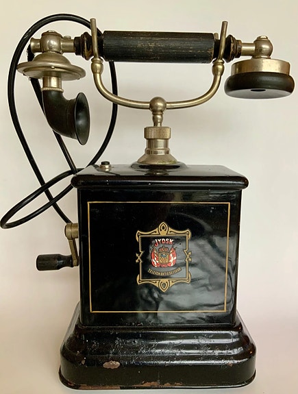 Product image 1 of 3