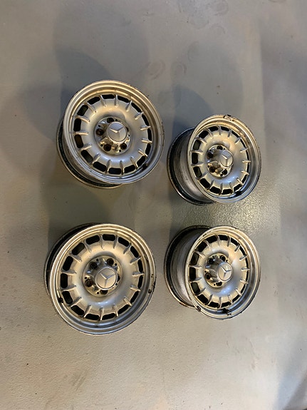 Product image 1 of 5