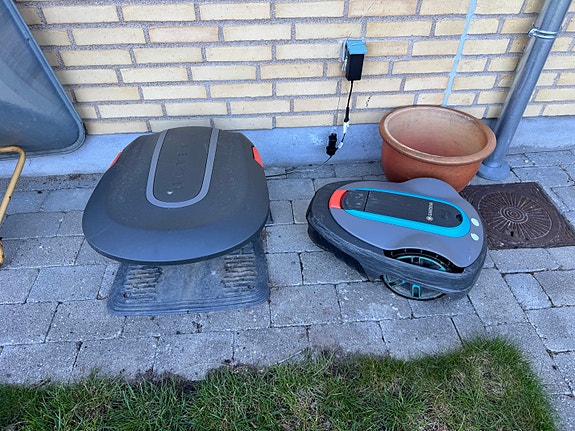 Product image 1 of 4