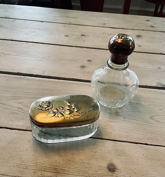 Product image 1 of 4