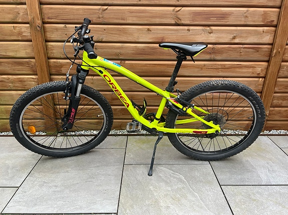 Product image 1 of 6