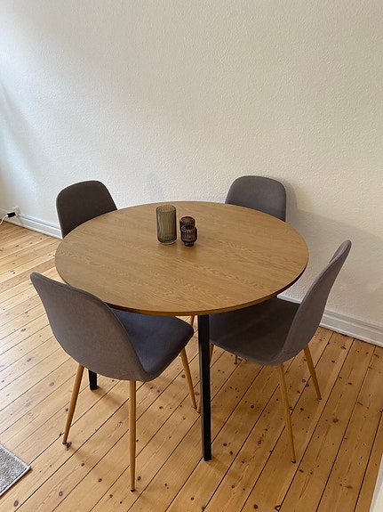 Product image 1 of 6