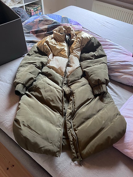 Product image 1 of 7