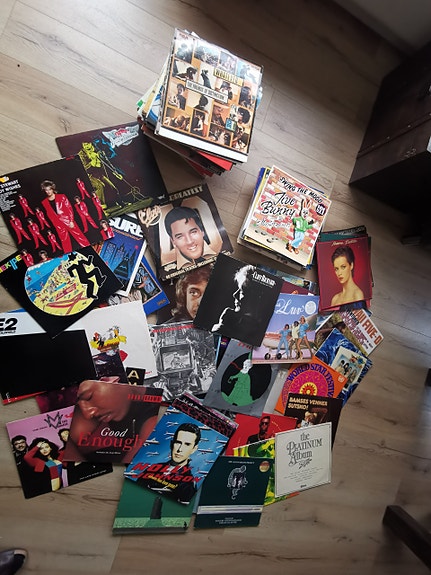 Product image 1 of 2