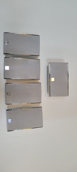 Product image 1 of 4