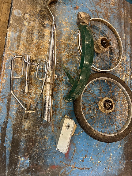 Product image 1 of 8