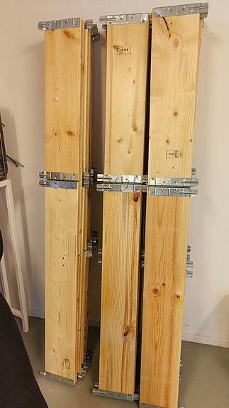 Product image 1 of 2